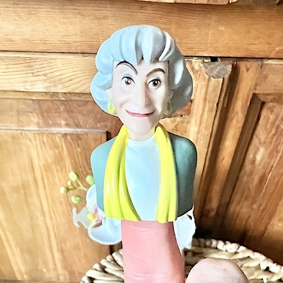 The Golden Girls Stylized Finger Puppets - Picture 3 of 12